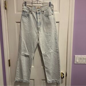 Levi’s Ribcage Straight Ankle Light Wash Jeans 28